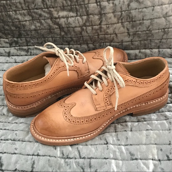 frye wingtip oxford